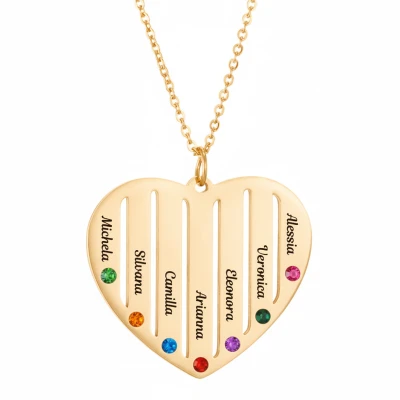 Collana con ciondolo a cuore con sette nomi