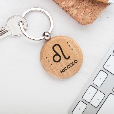 Portachiavi in legno - Con il segno zodiacale Leone