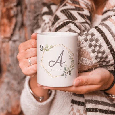 Tazza con l'iniziale del vostro nome