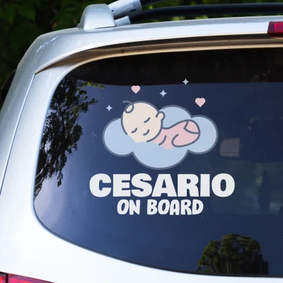 Adesivo auto Bambino che dorme sulle nuvole