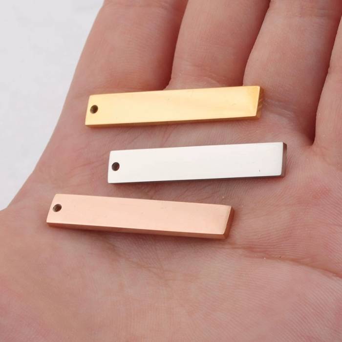 Collana con ciondolo personalizzato