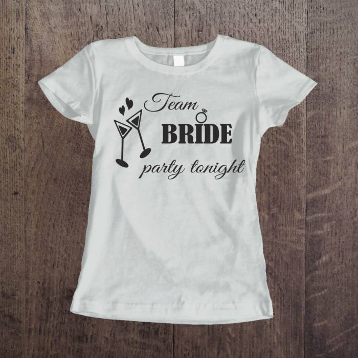 Maglietta personalizzata per l’addio al nubilato – Party tonight