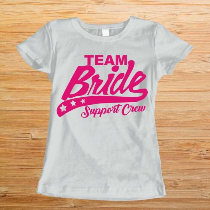 Maglietta personalizzata per l’addio al nubilato – Support Bride Crew