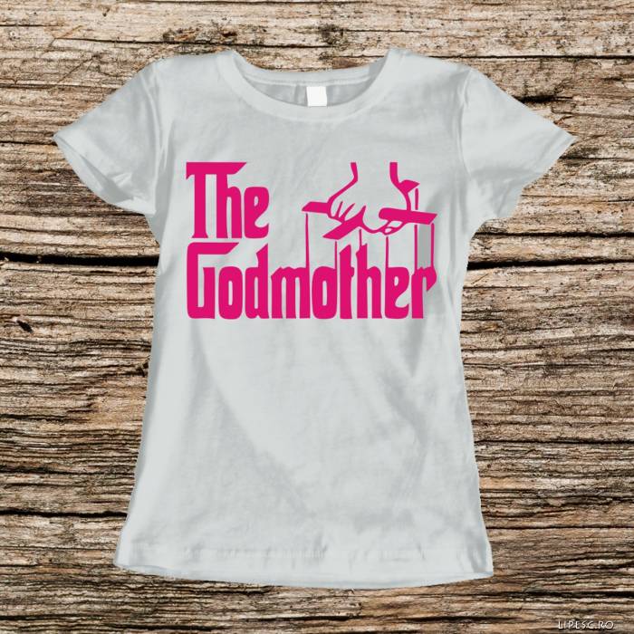 Maglietta personalizzata per l’addio al nubilato – The Godmother