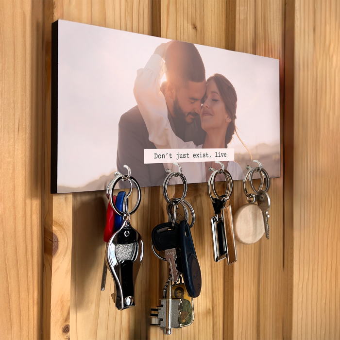 Portachiavi personalizzato – Non esistere soltanto, vivi