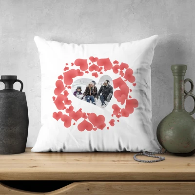 Cuscino personalizzato con cuoricini